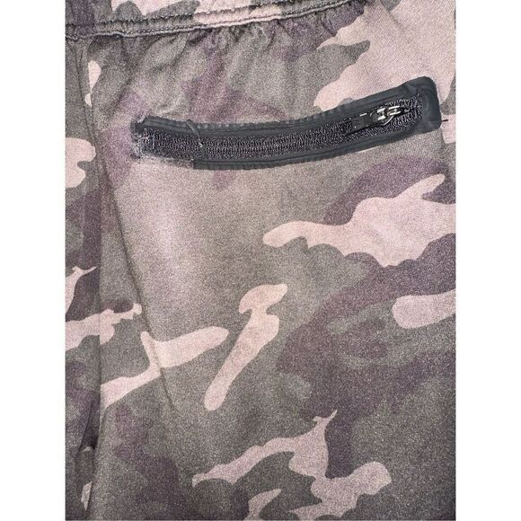 American Eagle Joggers Mens Size Medium Camo Camouflage Green Sweatpants - Picture 4 of 5